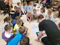 „Intrygująca noc w szkole”