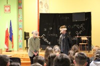 Lektura w innej formie, czyli Teatr Forma w naszej szkole_3