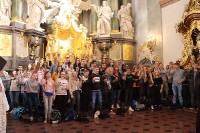 Z mocą Ducha u tronu Królowej – maturzyści na Jasnej Górze_10