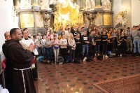 Z mocą Ducha u tronu Królowej – maturzyści na Jasnej Górze_6