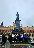 Wyjazd uczniów do młodzieżowego obserwatorium w Niepołomicach oraz Krakowa