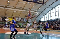 Koszykarki UKS ZSP Basket Rymanów na ekstra ligowym meczu