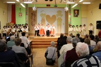 Święto Babci i Dziadka w rymanowskiej auli ZSP_44