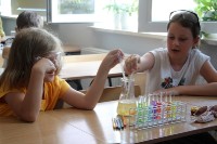 Eksperymenty chemiczne z klasą 1B