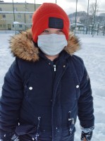 Zabawy klas trzecich na śniegu_31