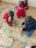 Konkurs na najdłuższy łańcuch.